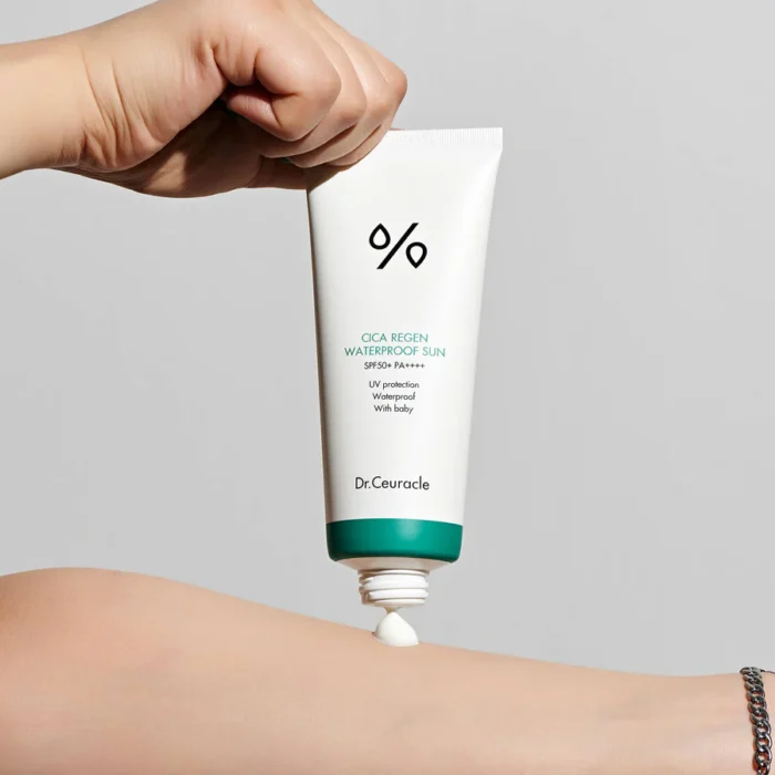 Protecție solară SPF 50+ rezistentă la apă 100 ml - imagine 3